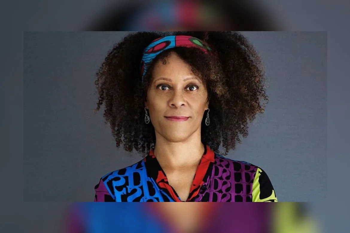 Bernardine Evaristo remporte le prix Women’s Prize Outstanding Contribution