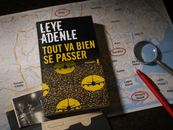 Polar africain - Couverture du roman Tout va bien se passer de Leye Adenle sur un plan de Lagos